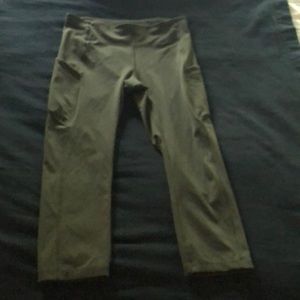 Lululemon speed up crop